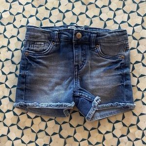 Levi’s Shorty Short Cutoff Jean Shorts size 4-5(kids)
